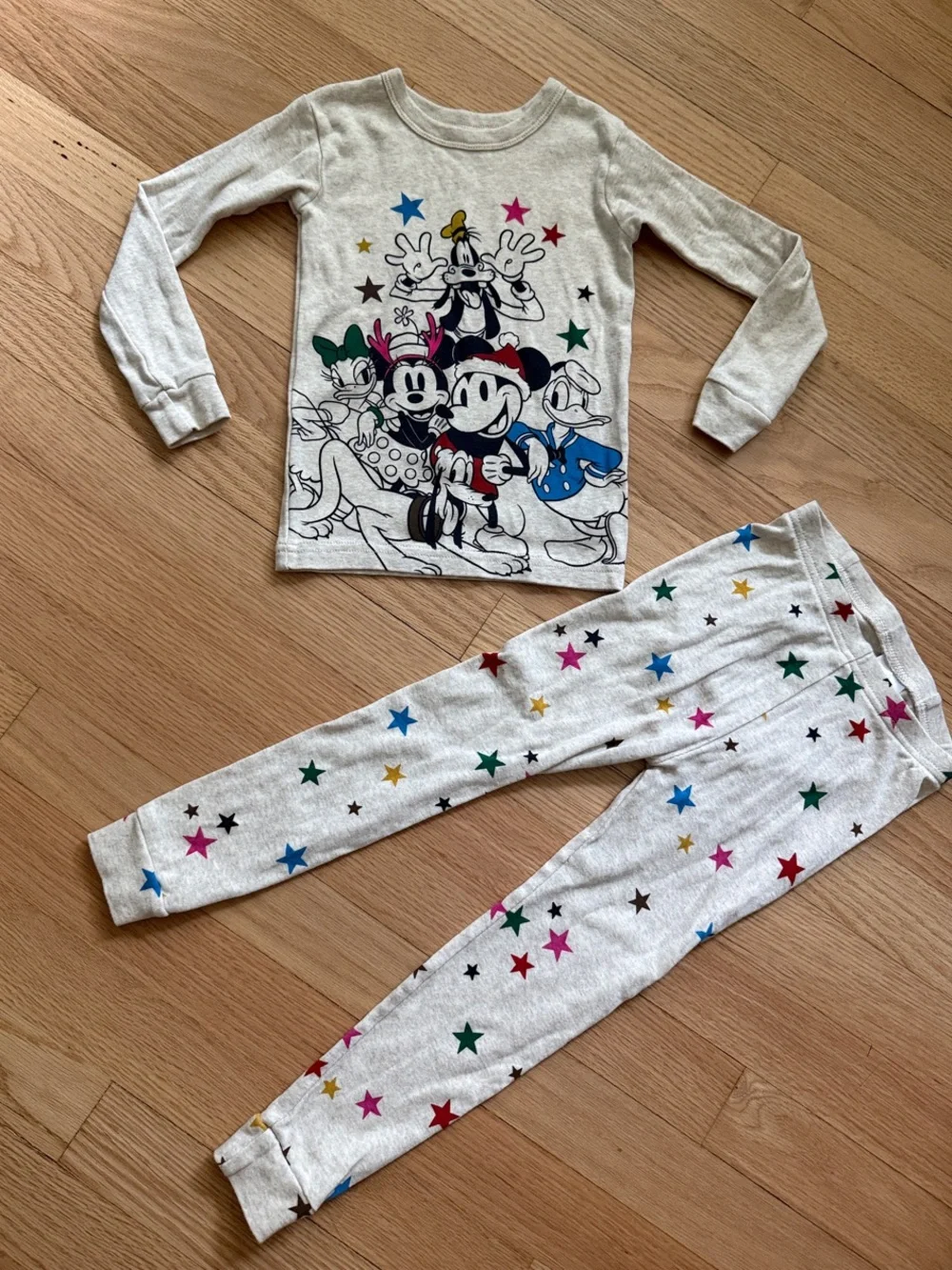 GAP Disney organic cotton Minnie Mickey Pajama Set with Multicolor Stars